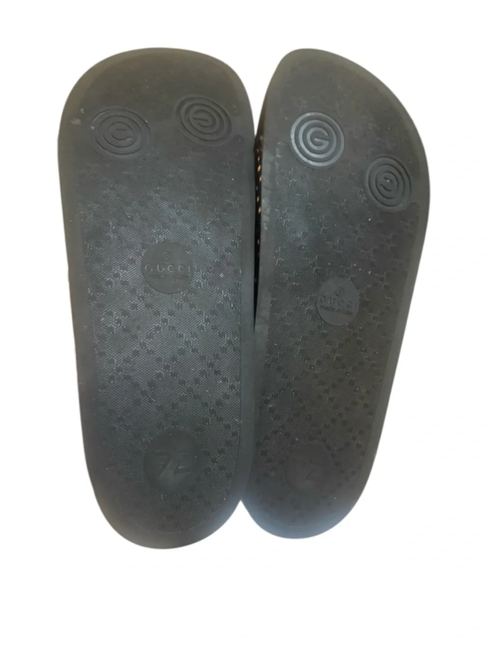 Rubber slides, Gucci x SEGA Guccy Logo Sandals in excellent conditions.